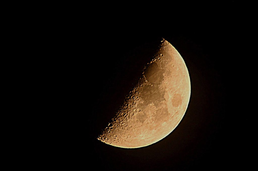 Lune photographiée au 150-600, photo Pierre Pujuguet sept_2020